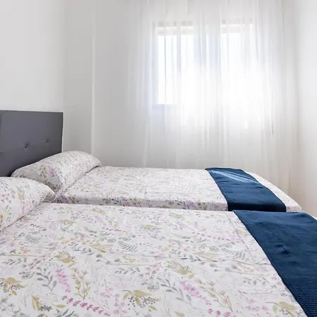 Ronda De Muleros 6 Appartement