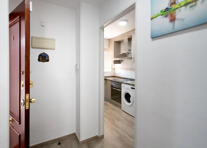 Ronda De Muleros 6 *