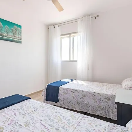 Ronda De Muleros 6 Appartamento